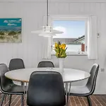 Apartment Ketilbiorn - 700m From The Sea By Interhome